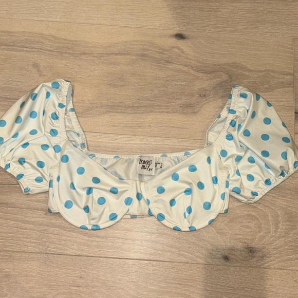 Crop Top - Picture 1 of 1